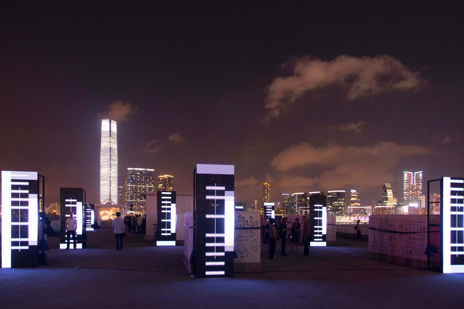 Carsten Nicolai, α (alpha) pulse, 2014 Art Basel in Hong Kong 2014