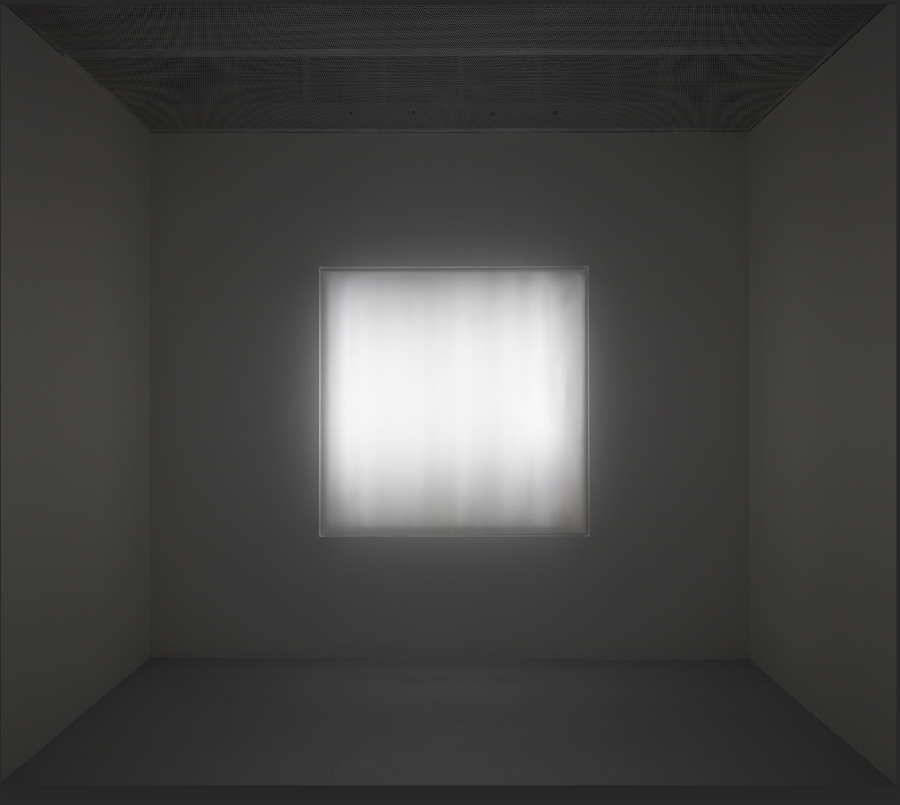 Mary Corse, The Cold Room, 1968 / 2017.