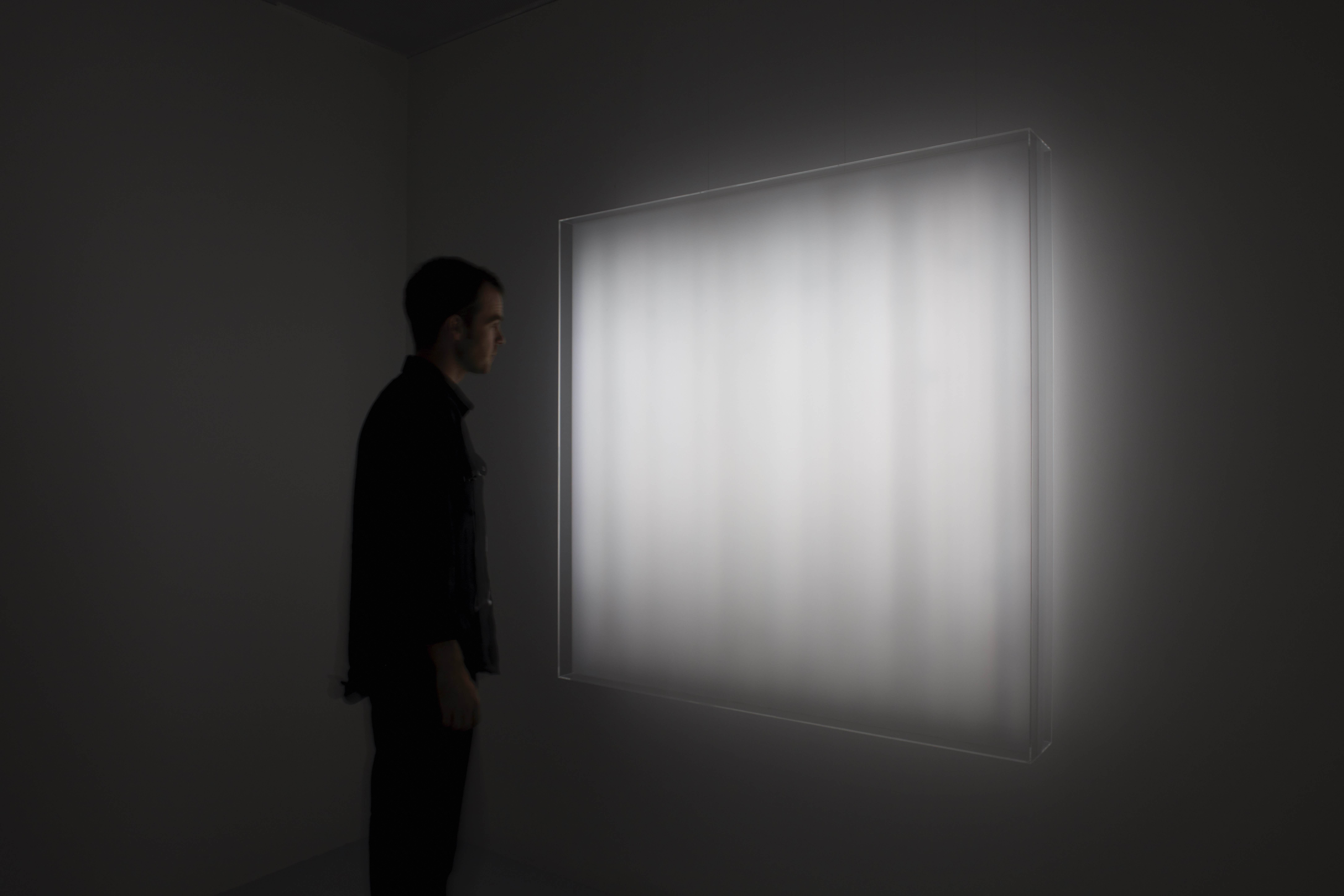 Mary Corse, The Cold Room, 1968 / 2017.